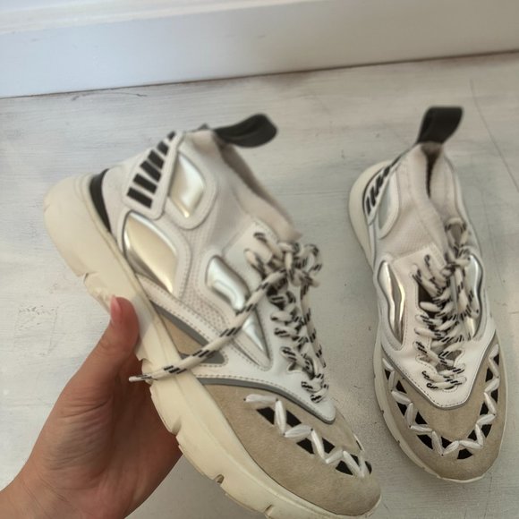 Valentino Garavani Lace-up Sneakers Sz 40 White Beige Suede Rubber Shoes - Picture 7 of 13